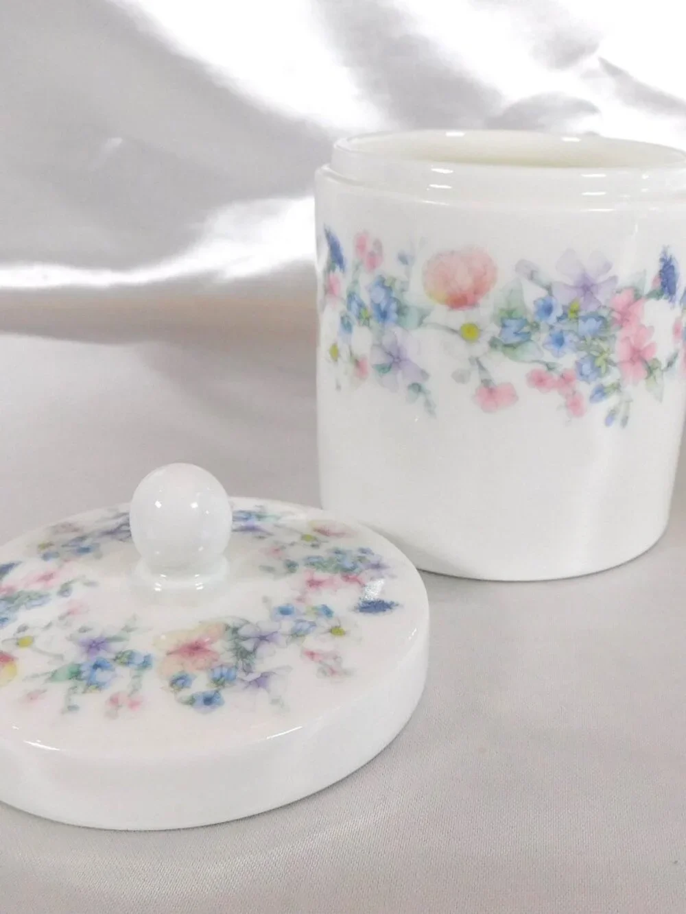 Wedgwood Angela Vanity Tray and Covered Ring/Trinket Dish  # 24718